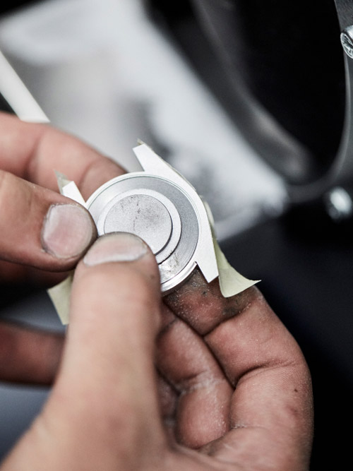 Polishing of a bracelet