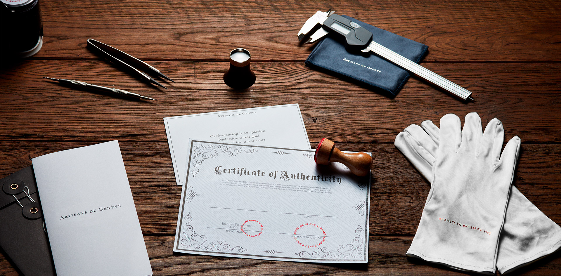 Certificat d'authenticité et carte de garantie